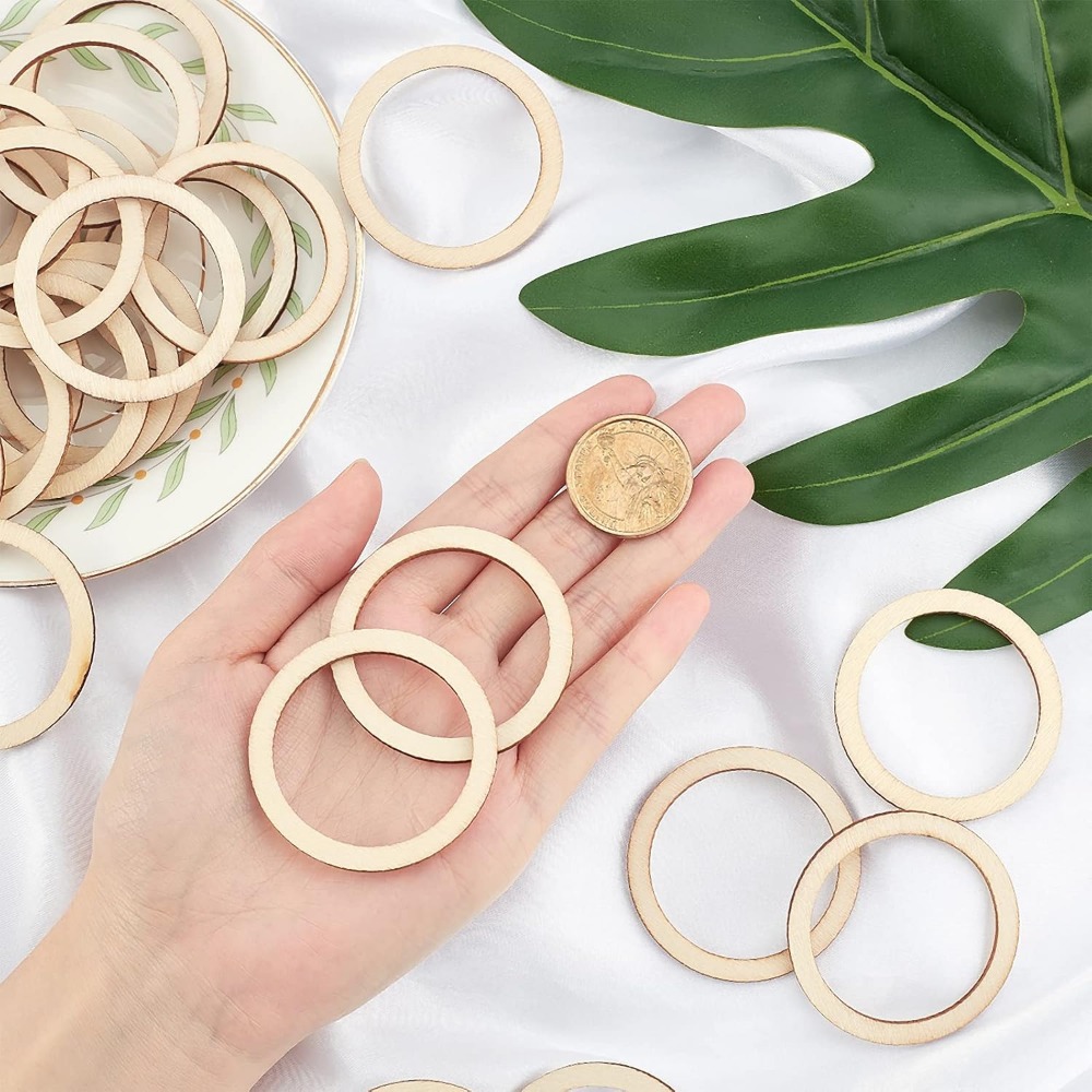 クリスマス絵画用の未完成の木片、円形の装飾品、空白の木製スラ - Wood Ring Blank のレビューと価格