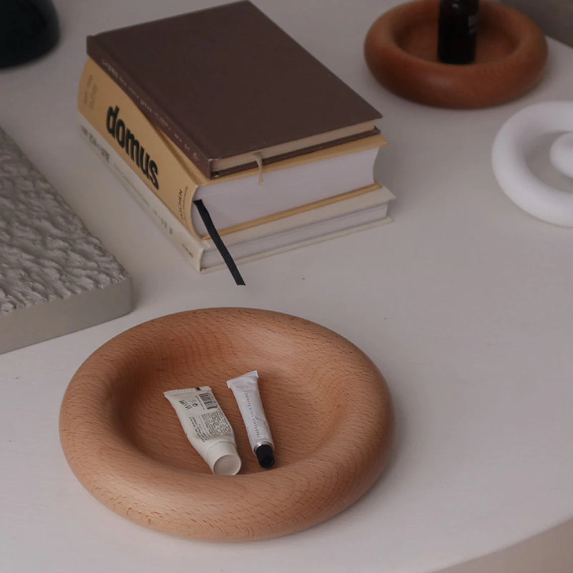 セメントトレイ用のコンクリート丸型コースタートレイ型ストレー - Coaster Mold Round のレビューと価格