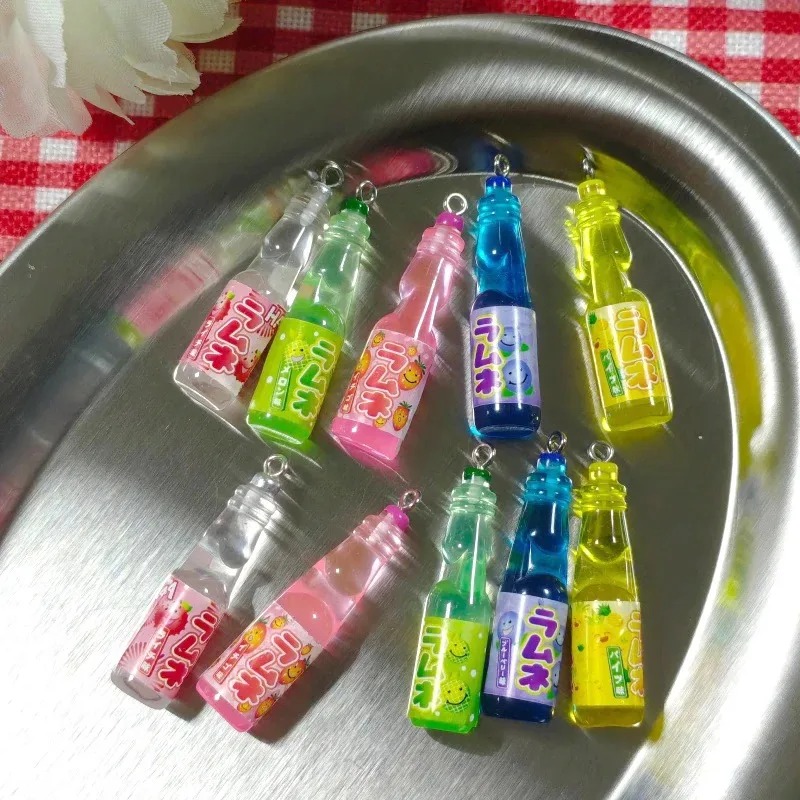 10個入り 小さなソーダボトル レジンチャーム 可愛い飲料ボ - Resin Crafts Diy のレビューと価格
