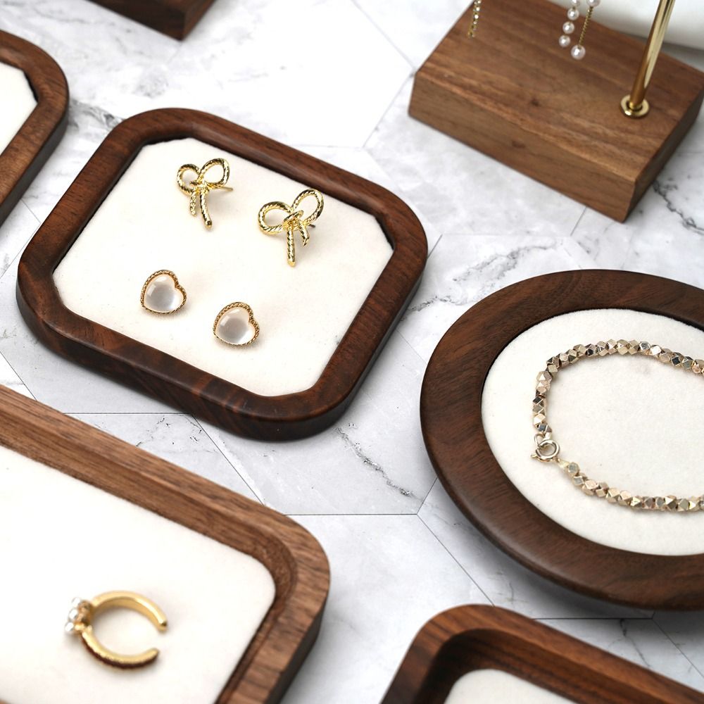 シンプルな幾何学模様の木製リングトレイ、ベルベットイヤリング - Wood Ring Blank のレビューと価格